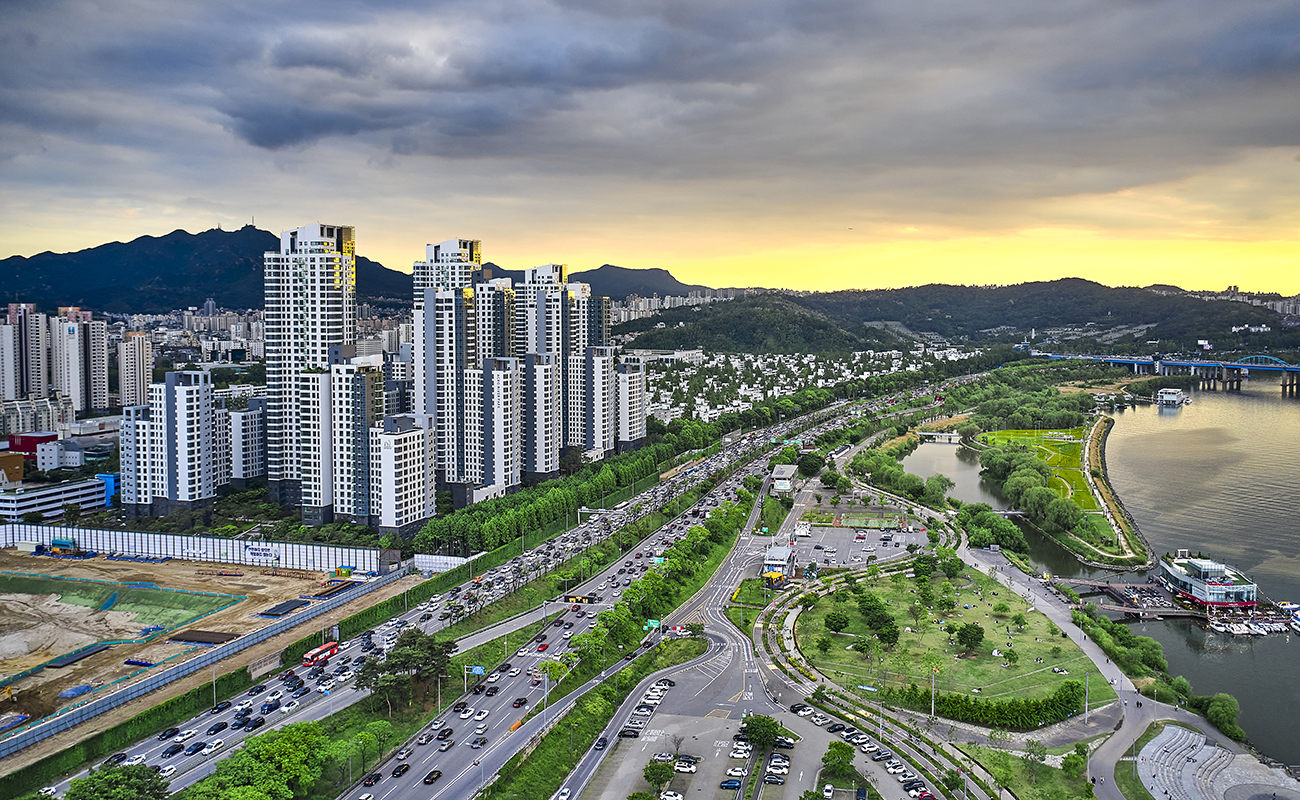 자부심이 남다른 <br>푸르지오  